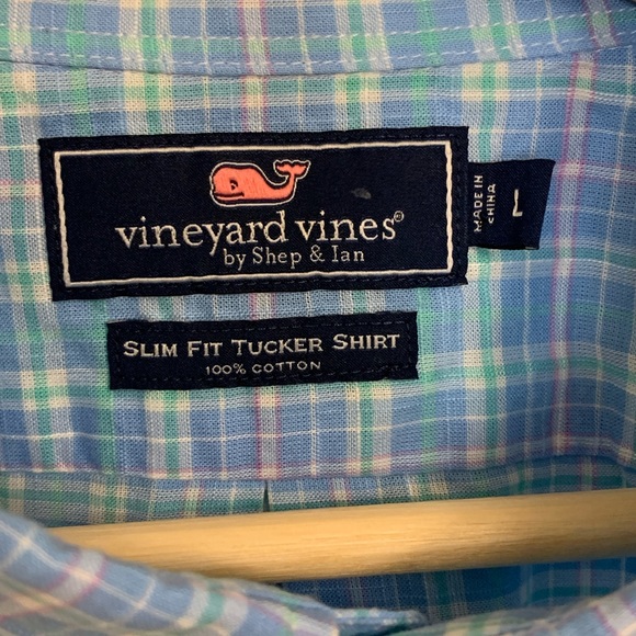 L Men’s Vineyard Vines Slim Fit Tucker Shirt - Picture 2 of 2